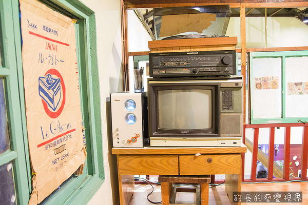 樓梯腳：【食記】｛高雄。鼓山區｝隱身在巷弄的特色老宅餐廳樓梯腳