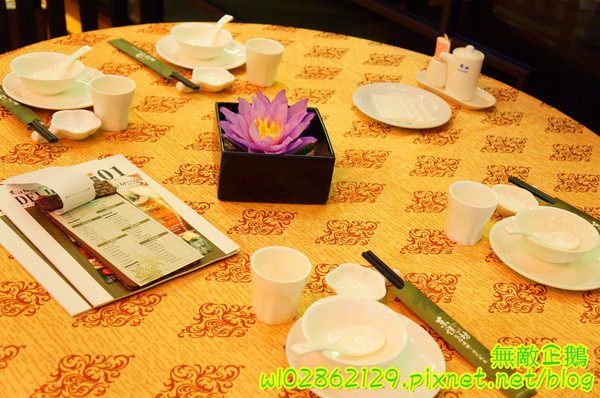東悅坊港式飲茶:【台南-永康區】氣氛x港茶...秋天進補的好時機~《東悅坊港式飲茶》