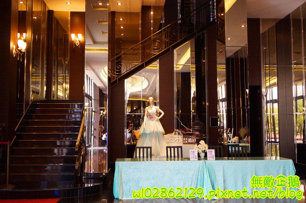 東悅坊港式飲茶:【台南-永康區】氣氛x港茶...秋天進補的好時機~《東悅坊港式飲茶》