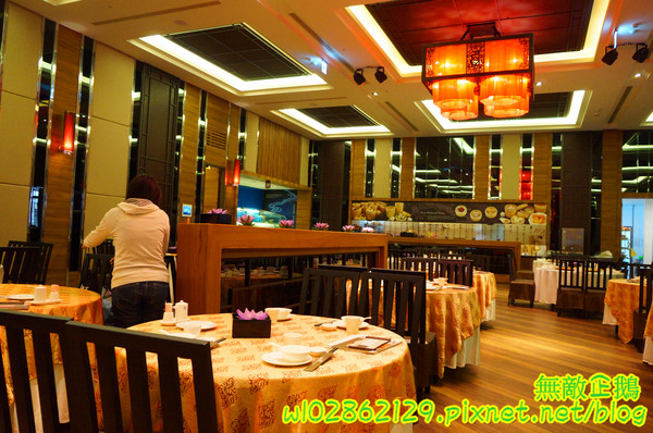 東悅坊港式飲茶:【台南-永康區】氣氛x港茶...秋天進補的好時機~《東悅坊港式飲茶》