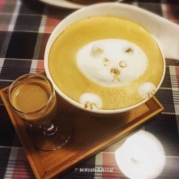 肚臍簡餐咖啡店(原:咖啡家):【苗栗竹南】肚臍簡餐咖啡店充滿著文青氣息,餐點選擇多、CP值高、再訪意願高~