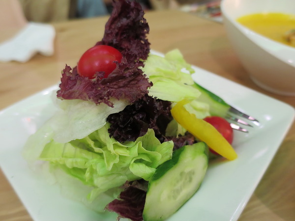 貪吃驢子：貪吃驢子..       因為貪吃所以好吃～