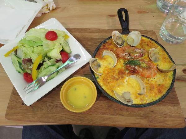 貪吃驢子：貪吃驢子..       因為貪吃所以好吃～