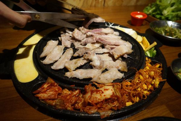 滋滋咕嚕 쩝쩝꿀꺽 韓式烤肉專門店:滋滋咕嚕 ♥ 쩝쩝꿀꺽 ♥ 韓式烤肉 ♥台北東區美食