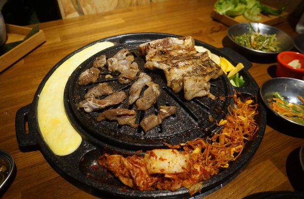 滋滋咕嚕 쩝쩝꿀꺽 韓式烤肉專門店:滋滋咕嚕 ♥ 쩝쩝꿀꺽 ♥ 韓式烤肉 ♥台北東區美食