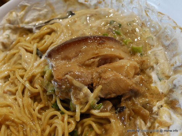 野島家麵屋(河南店):【食記】台中ラ一メン野島家麵屋河南店@西屯逢甲夜市 : 率性新吃法!奶蓋咖哩麵.客製化丼飯等你來嘗鮮~招牌美味一次滿足