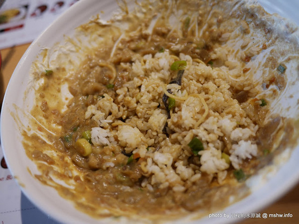 野島家麵屋(河南店):【食記】台中ラ一メン野島家麵屋河南店@西屯逢甲夜市 : 率性新吃法!奶蓋咖哩麵.客製化丼飯等你來嘗鮮~招牌美味一次滿足