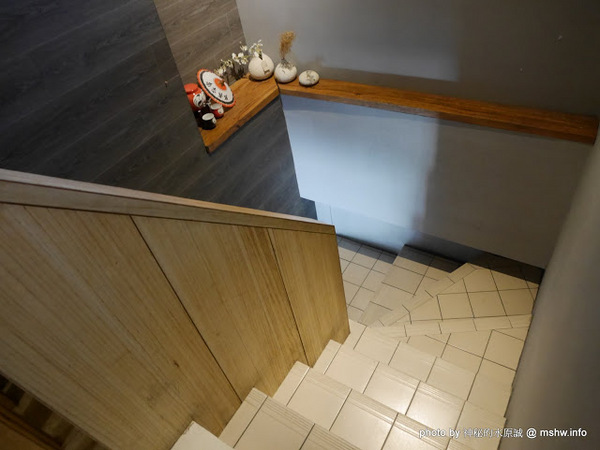 野島家麵屋(河南店):【食記】台中ラ一メン野島家麵屋河南店@西屯逢甲夜市 : 率性新吃法!奶蓋咖哩麵.客製化丼飯等你來嘗鮮~招牌美味一次滿足