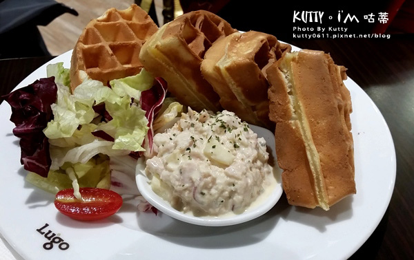 2015-10-30Lugo咖啡店 (18).jpg