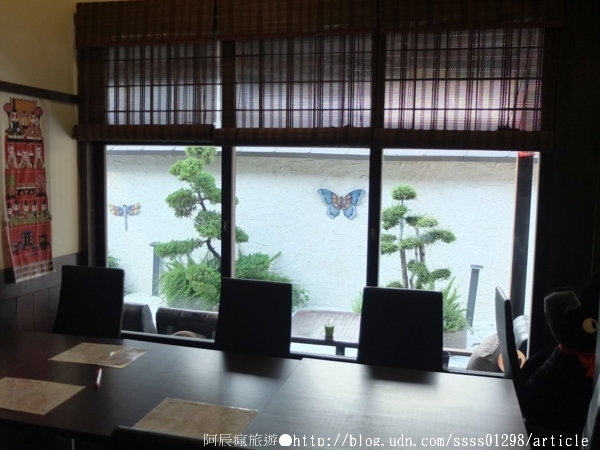 露琦和洋餐廳:【美食特搜。屏東市】露琦和洋餐廳。龍貓出沒小秘境 巷弄裡的日式木造童趣餐廳