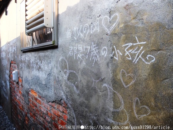 露琦和洋餐廳:【美食特搜。屏東市】露琦和洋餐廳。龍貓出沒小秘境 巷弄裡的日式木造童趣餐廳