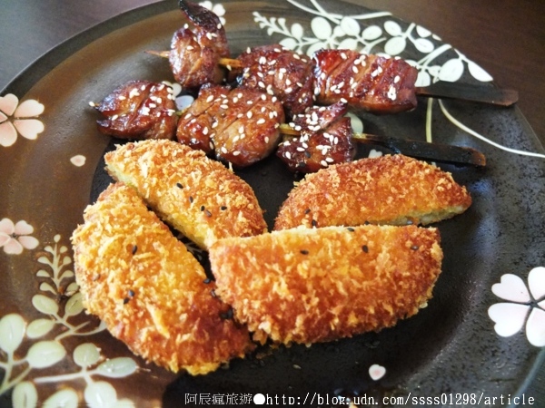 露琦和洋餐廳:【美食特搜。屏東市】露琦和洋餐廳。龍貓出沒小秘境 巷弄裡的日式木造童趣餐廳