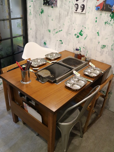 VEGETEJIYA菜豚屋(林森店):【台北美食】日式燒烤VEGETEJIYA菜豚屋(林森店)@中山捷運站