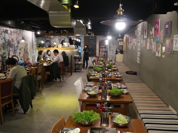 VEGETEJIYA菜豚屋(林森店):【台北美食】日式燒烤VEGETEJIYA菜豚屋(林森店)@中山捷運站