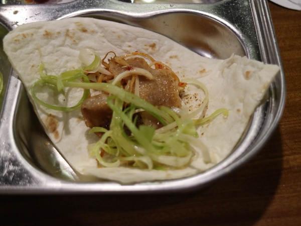 VEGETEJIYA菜豚屋(林森店):【台北美食】日式燒烤VEGETEJIYA菜豚屋(林森店)@中山捷運站