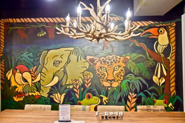 多一點咖啡館 A Little More(台南美學館):台南 中西區.多一點的選擇 充滿飽足感 A Little More 多一點咖啡館