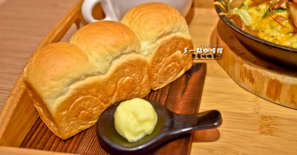多一點咖啡館 A Little More(台南美學館):台南 中西區.多一點的選擇 充滿飽足感 A Little More 多一點咖啡館
