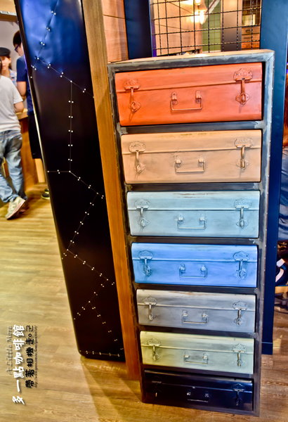 多一點咖啡館 A Little More(台南美學館):台南 中西區.多一點的選擇 充滿飽足感 A Little More 多一點咖啡館