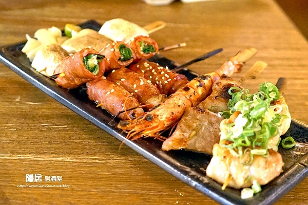 隱居小食堂:【板橋串燒 推薦】好吃平價又超抒壓的好去處! ✿✿ 隱居居酒屋 (新埔店) ✿✿ (完整菜單)