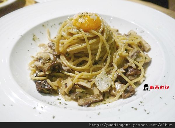 P1390126牛肝菌野菇佐有機蛋直麵.JPG