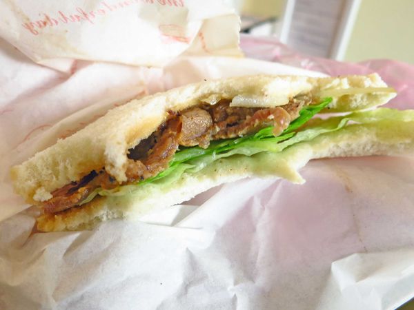 【桃園美食】史丹漢堡-燒肉蛋吐司進化版