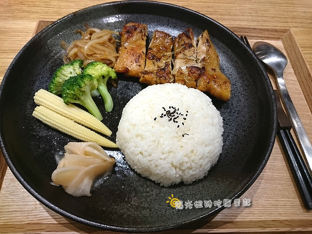 isaac_cafe_41.JPG - 撒子咖啡、甜點店