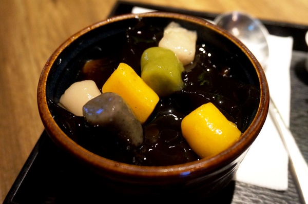 岩說精緻鍋物(台北南京店)：[南京三民] 岩說精緻鍋物: 星級食材.極究湯底的美味鍋物