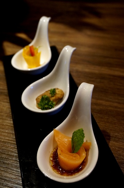 岩說精緻鍋物(台北南京店)：[南京三民] 岩說精緻鍋物: 星級食材.極究湯底的美味鍋物