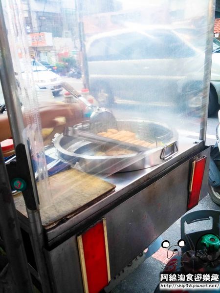 寶山街機車阿伯臭豆腐：【桃園小吃】寶山街機車阿伯臭豆腐-低調去買來吃就好，我不想排隊