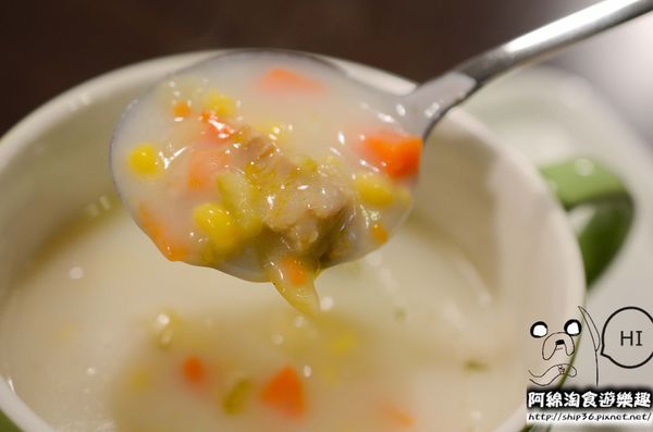 暖暖窩16號PASTA：【台北義式】【北捷新埔站】暖暖窩16號pasta-有頂皇冠的金黃燉飯．新北板橋美食/義大利麵/燉飯/捷運新埔站