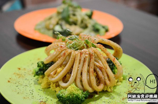 暖暖窩16號PASTA：【台北義式】【北捷新埔站】暖暖窩16號pasta-有頂皇冠的金黃燉飯．新北板橋美食/義大利麵/燉飯/捷運新埔站