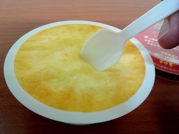 方蘭川焦皮布丁：【安平區】方蘭川焦皮布丁。口感多層次的手工健康布丁，帶來簡單的幸福