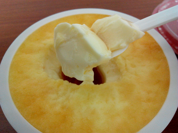 方蘭川焦皮布丁：【安平區】方蘭川焦皮布丁。口感多層次的手工健康布丁，帶來簡單的幸福