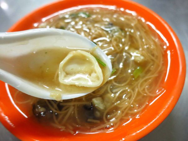 【中和美食】宜安麵線-料很多的蚵仔麵線店