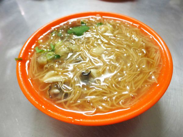 【中和美食】宜安麵線-料很多的蚵仔麵線店