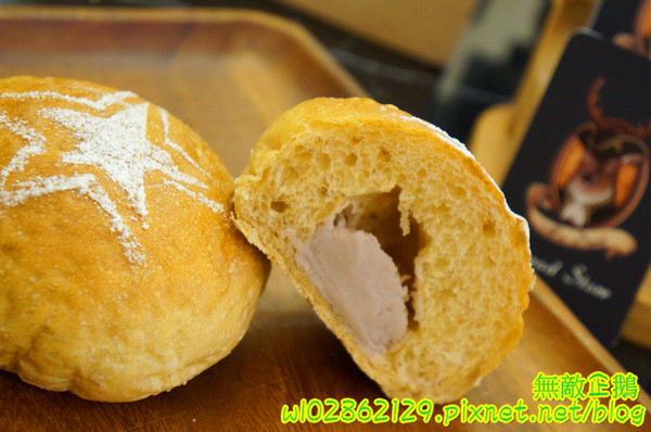 Mr. Deer:【台南-東區】平價x甜點...少女心裝潢~日本進口拿破崙麵粉/安佳無鹽奶油/義大利冷壓初榨橄欖油《Mr. Deer》