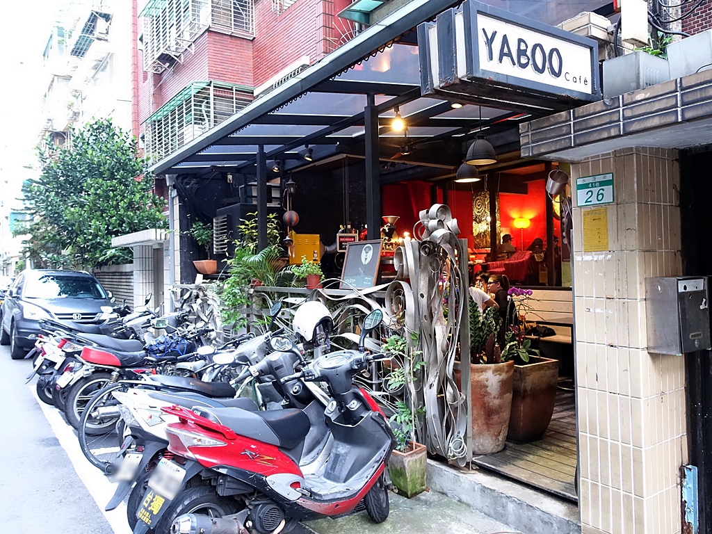 YABOOCAFE-1