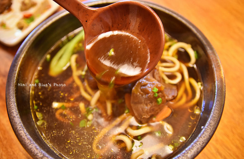 金門旅遊景點美食小吃伴手禮良金牛肉麵乾32