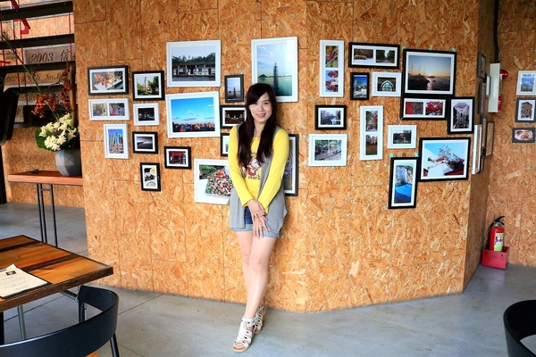 阿達阿永咖啡廳:【台北食記】ERC Cafe阿達阿永咖啡廳~女孩兒們別錯過.貨櫃屋玻璃餐廳/文青潮流兼具很適合拍MV或外拍場景