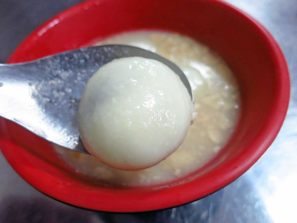 【永和美食】何鎮有純手工花生湯芝麻湯圓-手工爆漿芝麻湯圓
