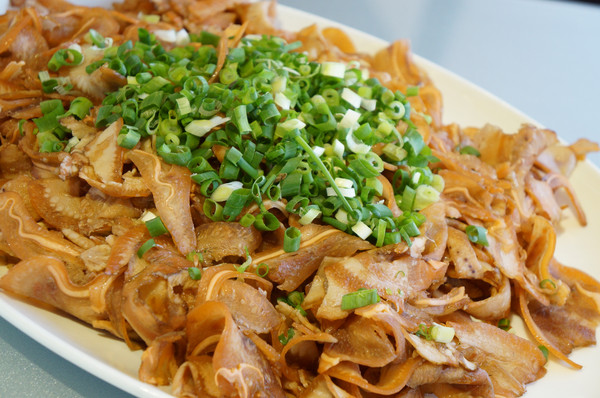 XM麻辣鍋(湖美旗艦店)：【台南-中西區】吃到飽x活跳跳海鮮...跟著無敵企鵝一起吃‧到‧爽~《XM麻辣鍋》