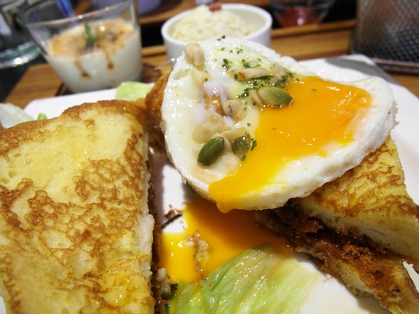 日光徐徐(台南永華店):【台南||安平區】日光徐徐(台南永華店)──CP值超高!平價質感早午餐!