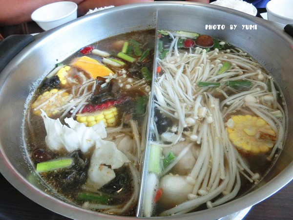 1004 Brunch 早午餐：【愛評網口碑券§第106彈】韓迷請注意!!平價韓流風的台南早午餐餐廳『1004Brunch 早午餐』鄰近家齊女中/台南高商@跟著Yumi尤美美動吃動吃(用餐日期:2015年8月15日)