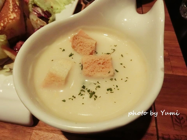 cm20151019___18054a31c4e7517bb24794e4a43