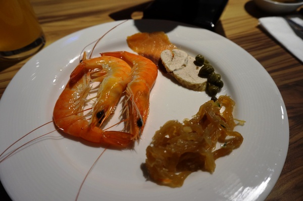 iFG遠雄購物中心-悅來秀廚：[汐止] iFG遠雄購物中心4F悅來秀廚 ：餐點豐富～牛肉湯獨有美味!