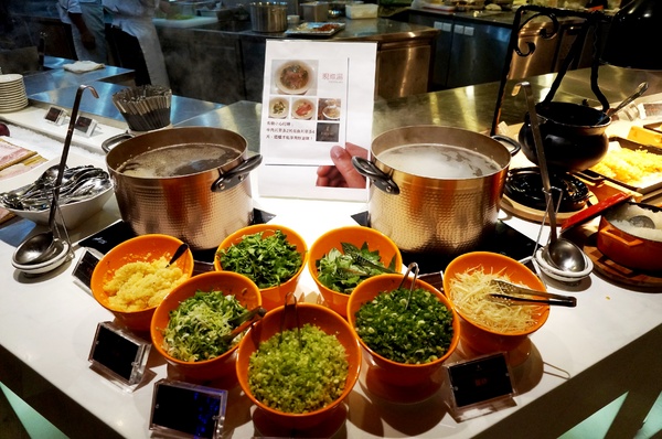 iFG遠雄購物中心-悅來秀廚：[汐止] iFG遠雄購物中心4F悅來秀廚 ：餐點豐富～牛肉湯獨有美味!