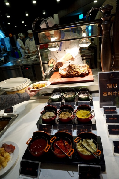 iFG遠雄購物中心-悅來秀廚：[汐止] iFG遠雄購物中心4F悅來秀廚 ：餐點豐富～牛肉湯獨有美味!