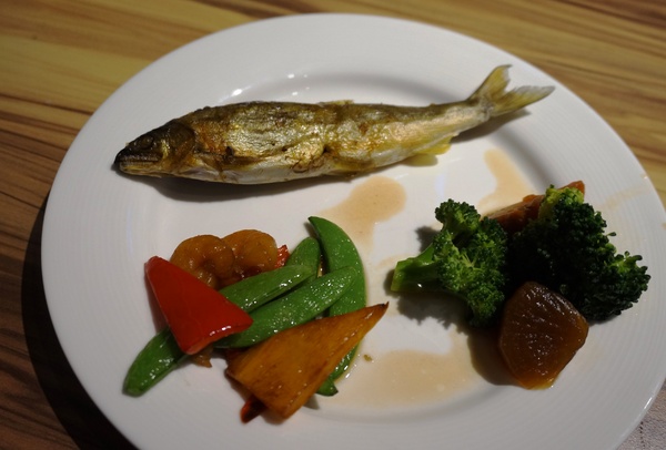 iFG遠雄購物中心-悅來秀廚：[汐止] iFG遠雄購物中心4F悅來秀廚 ：餐點豐富～牛肉湯獨有美味!