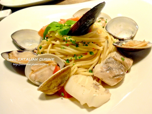 Isaac EATALIAN CUISINE：【口碑好好吃】慢食生活，地中海健康美食，原汁原味才是王道 ✿✿ Isaac EATALIAN CUISINE ✿✿（附菜單）