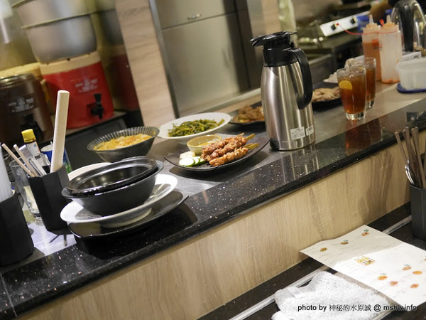 圻宏馬來料理:【食記】台中HUNG’S 圻宏馬來風味料理@北屯 : 口味獨特的馬來西亞料理新品牌,惟內部管理需加強